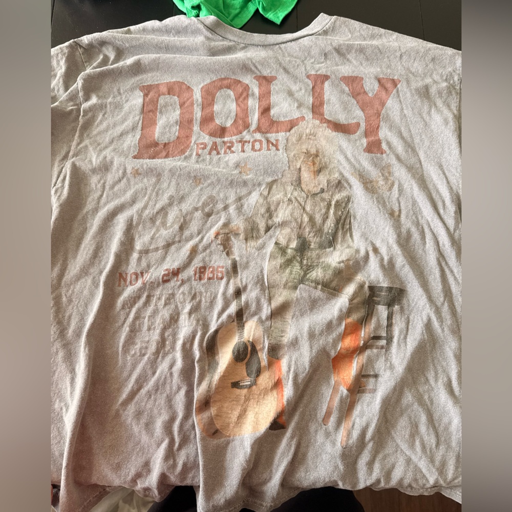 Dolly Parton tee